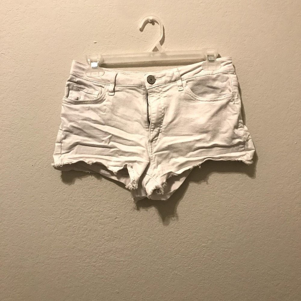 SO White Shorts